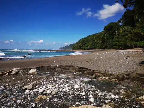 Kamenitá pláž — Pláže a oceán, Biorezervace Rio Ángel