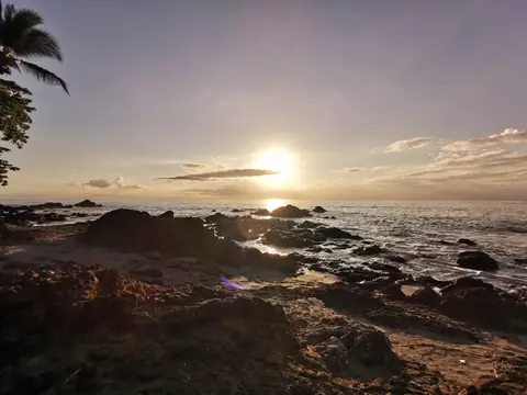 Východ slunce nad skalami — Pláže a oceán, Biorezervace Rio Ángel