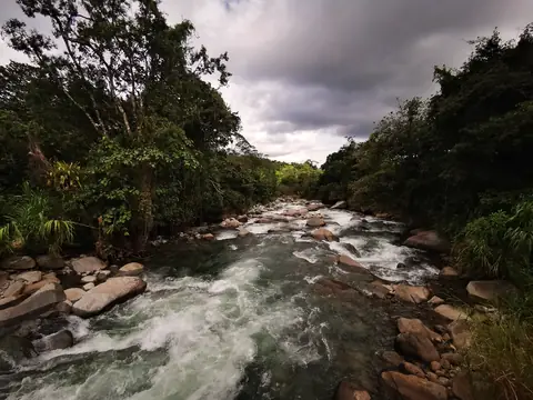 Peřeje pod horami — Vodopády a řeky, Biorezervace Rio Ángel