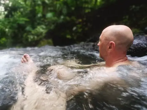 Horké prameny — Vodopády a řeky, Biorezervace Rio Ángel