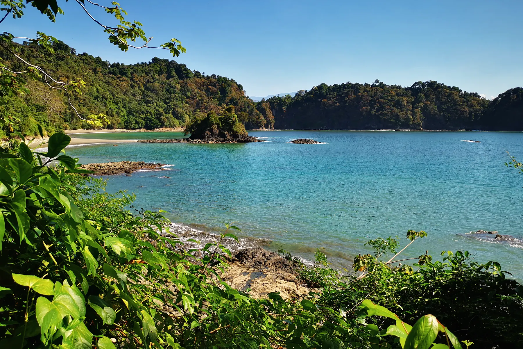 Tyrkysová zátoka národního parku Manuel Antonio